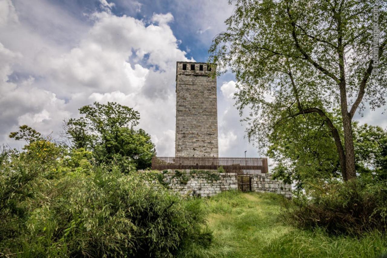 La Baia D'Acquadolce Villa Bolzano Novarese Luaran gambar